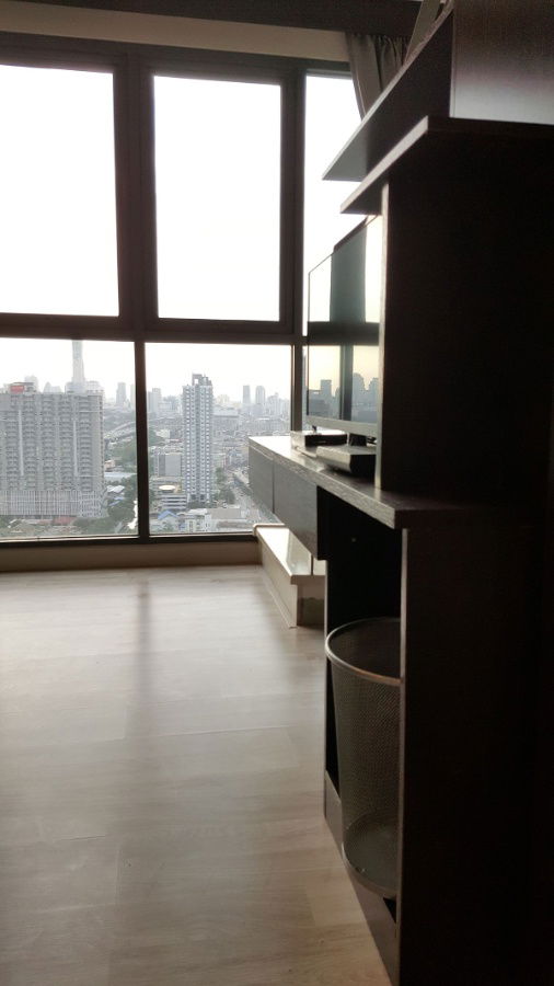 รูป DUPLEX @ IDEO MOBI RAMA9 แบบห้อง DUPLEX 2ชั้น  - รูปที่ 9/13