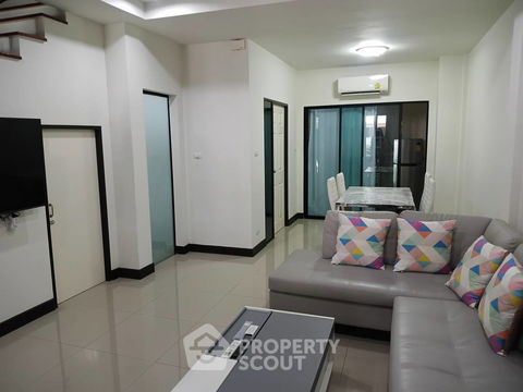 ทาวน์เฮาท์ 3-ห้องนอน ใกล้ MRT หลักสอง (ID 2256310)