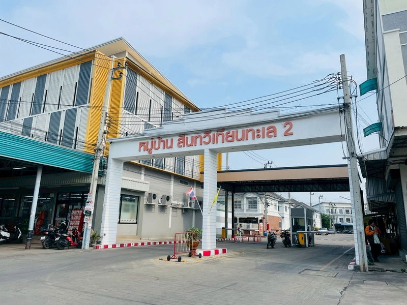 picture For sale: 2-story townhouse, 22.5 sq m, Soi 8, Sinthavee Thian Thale 2 Village, near Central Rama 2. - 10/12