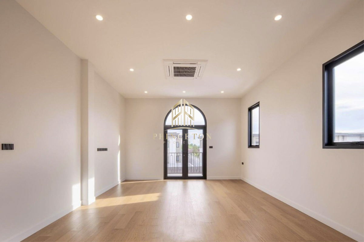 picture Luxury House For Sale Cinq Royal Krungthep Kreetha - 35/41