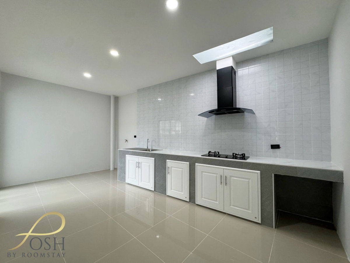 picture Phoonsub Village, Soi Ta-Eaid | Newly Renovated Semi-Detached House | Cozy Modern Style | Prime Fitness Street Location | 4,280,000 - 16/19