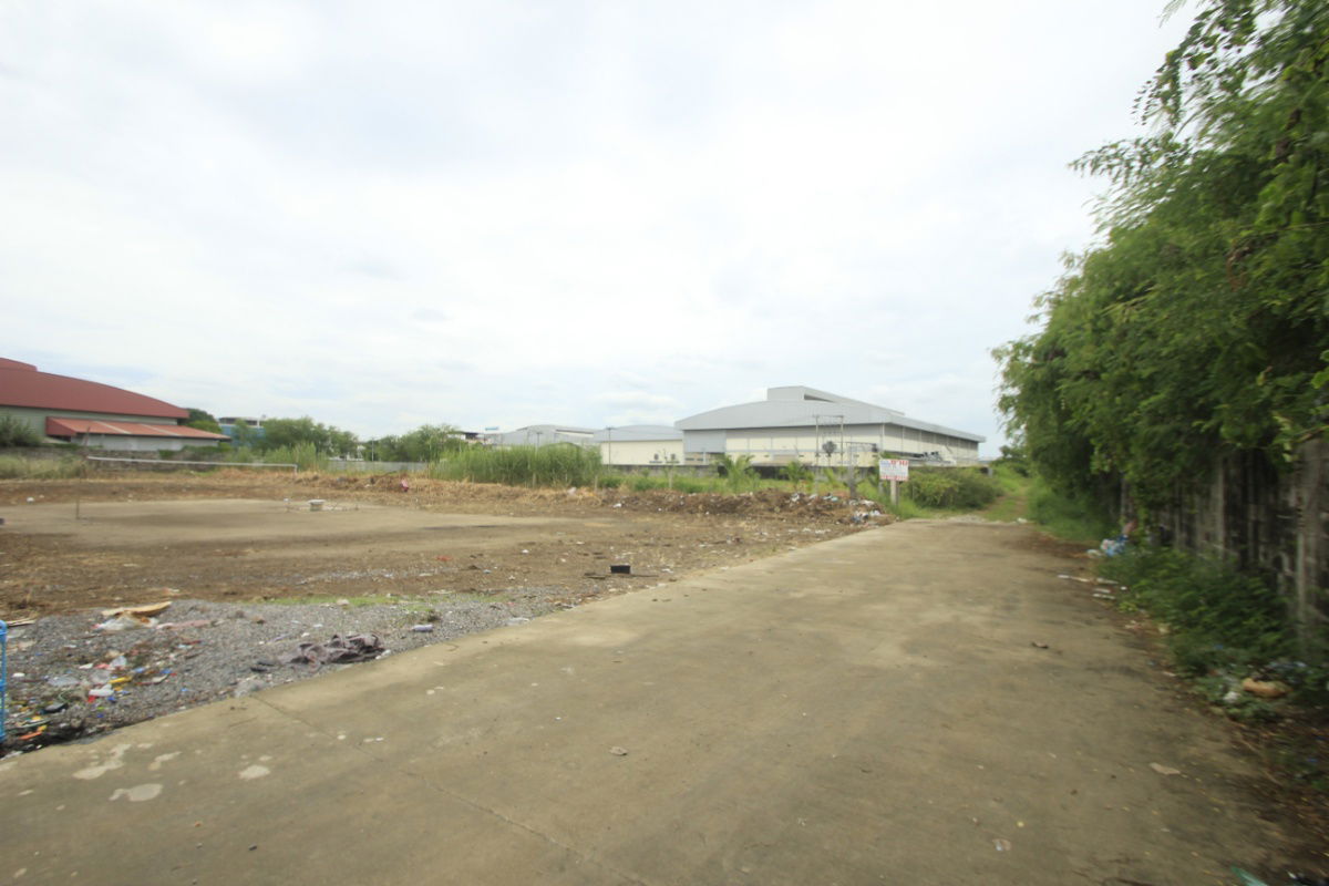 รูป ที่ดินเลียบคลองสี่วาตากล่อม บางบอน5ซ.5 ถนนเอกชัยวัดโพธิ์แจ้ ใกล้สวนจงสถิตย์ ตลาดคุณนาย ที่ดินถมแล้ว 4ไร่ สร้างโรงงาน โกดัง หอพัก  - รูปที่ 3/33