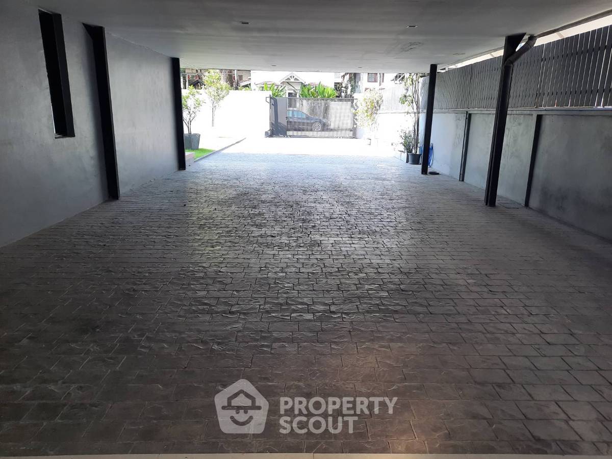 picture 4-BR House in Prawet (ID 1904231) - 18/22