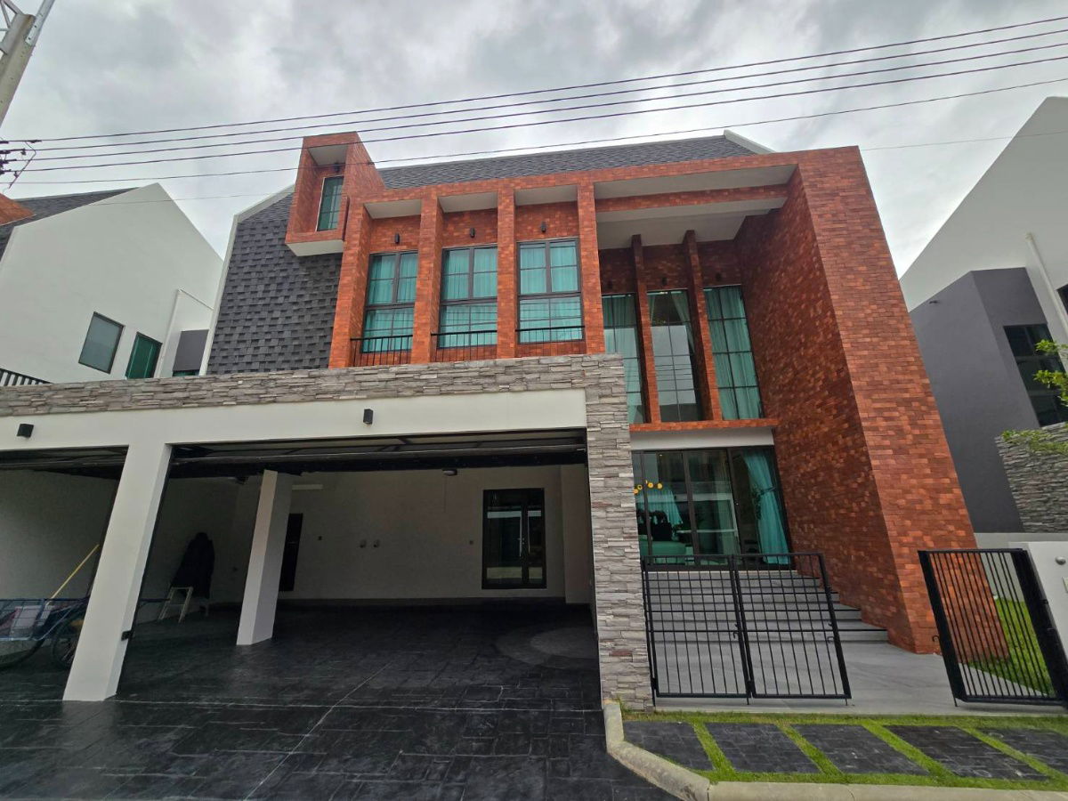 picture Detached House Newly built with Full Functions, Near Payap University, Chiang Mai - 1/12