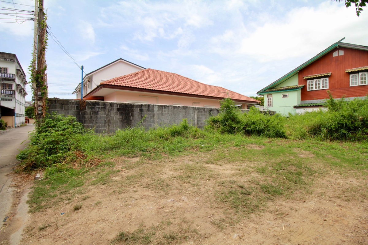 picture Filled Land for Sale, Downtown Rayong 568 sq.wah ,Soi Samrit 12, 450 meters from Rayong Technical College, Paknam, Rayong - 5/15