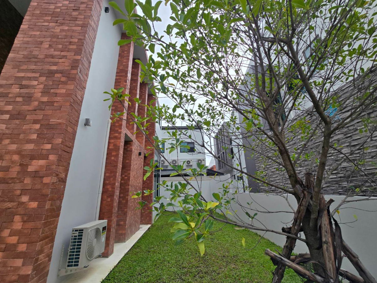 picture Detached House Newly built with Full Functions, Near Payap University, Chiang Mai - 12/12