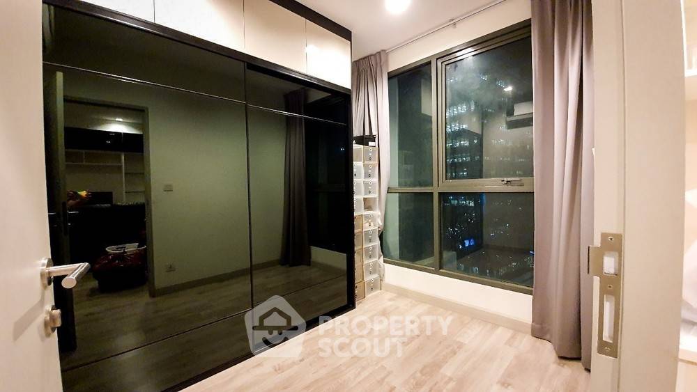 picture 2-BR Condo at Ideo Mobi Rama 9 near MRT Phra Ram 9 (ID 386974) - 5/8