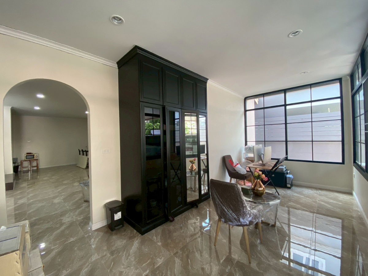 รูป PK005 ขายบ้านเดี่ยวรีโนเวทใหม่ พร้อมอยู่ ทำเลดีเยี่ยม – หมู่บ้านธารา ปิ่นเกล้า - รูปที่ 12/20