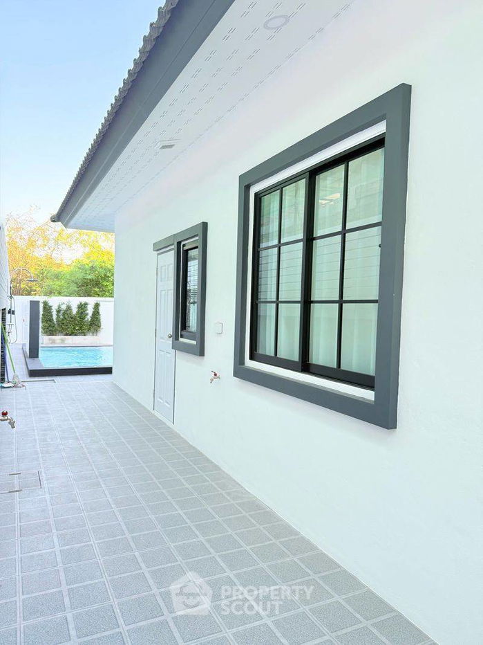 picture 3-BR House at Rattanakorn Village 18 close to Pattaya (ID 2099977) - 4/19