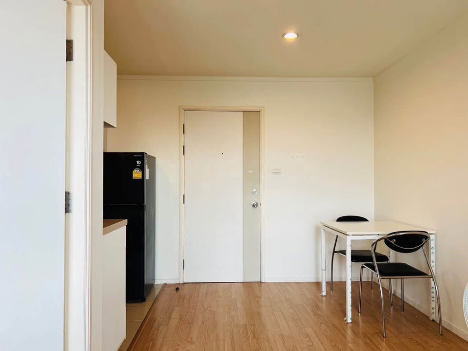 picture For rent !!  Lumpini Ville Prachachuen - Phongphet 2  | 8.5K. Per month | 32 sq.m.  1Bed1Bath  30th Floor  A Building - 5/16
