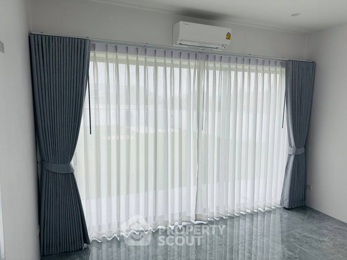 รูป บ้าน 4-ห้องนอน ใน หินเหล็กไฟ (ID 1399489) - รูปที่ 13/15