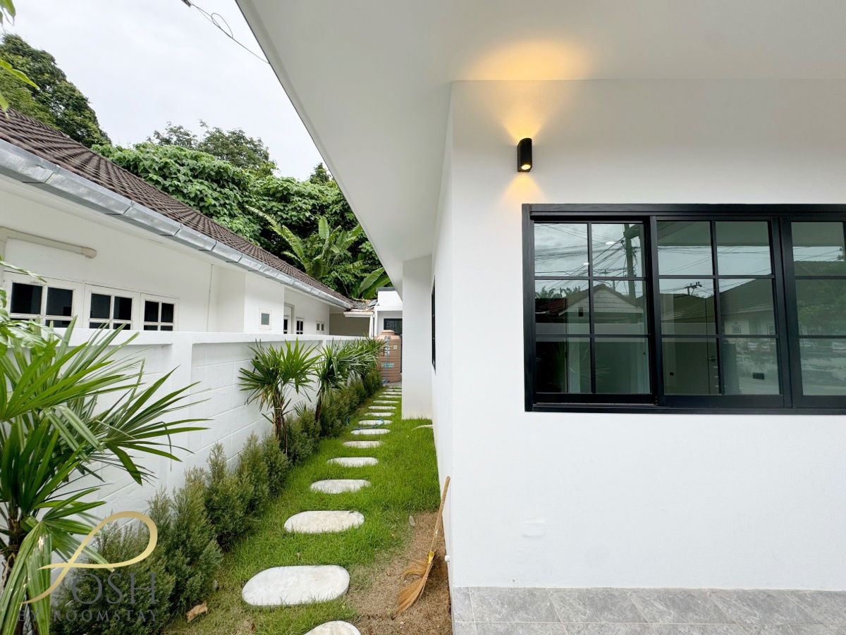 picture Phoonsub Village, Soi Ta-Eaid | Newly Renovated Semi-Detached House | Cozy Modern Style | Prime Fitness Street Location | 4,280,000 - 6/19