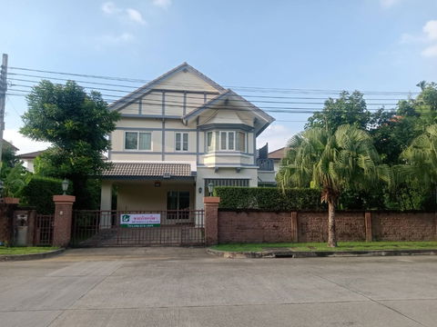 ให้เช่าบ้านเดี่ยว 2 ชั้น ม.ลัดดารมย์ วัชรพล-รัตนโกสินทร์ 107.5 ตร.วา Tel.099-998-3897