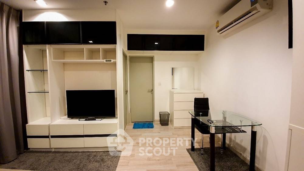picture 2-BR Condo at Ideo Mobi Rama 9 near MRT Phra Ram 9 (ID 386974) - 2/8