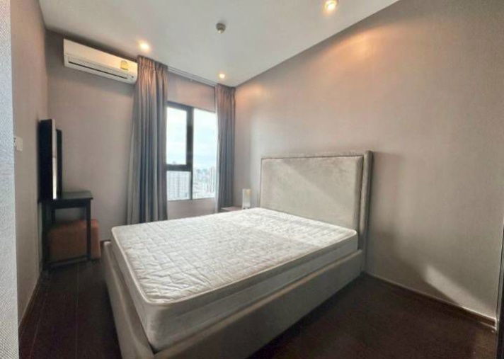 picture Condo for rent at C Ekkamai, 1 bedroom, 1 bathroom, 32 sq m, 33rd floor. - 3/6