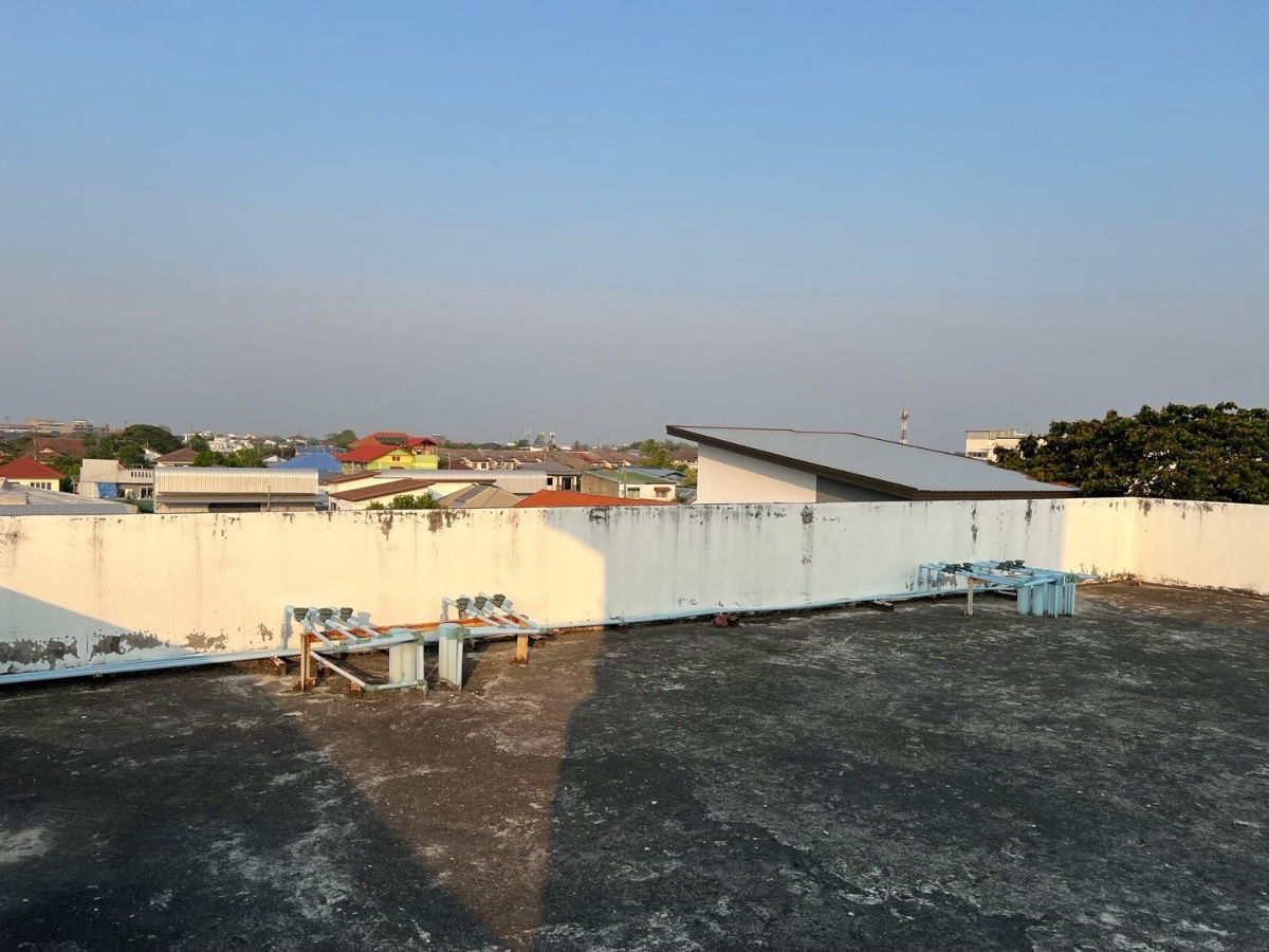 picture For sale: Land with a 3-storey dormitory building on a 100-square-wah plot, located in Soi Onnut 66, Bangkok - 5/10