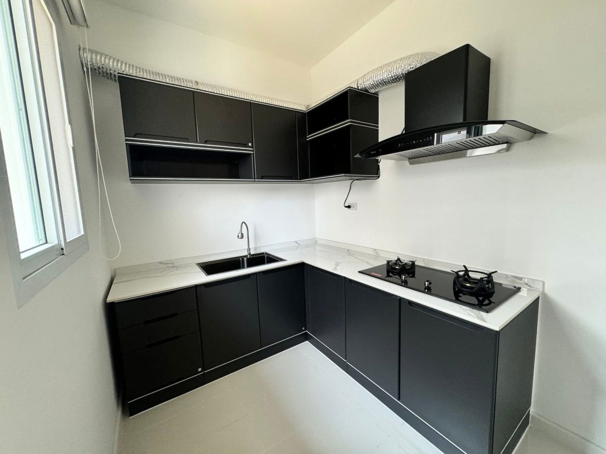 picture House for rent Grand Sivarom Sukhumvit Bang Pu, ready to move in. If interested, contact Line @goodmanpro or call 0999029192. - 12/12