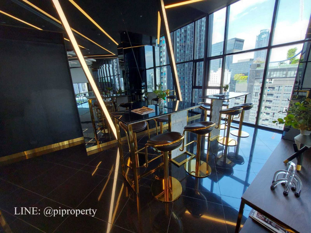 รูป ก้าวเข้าสู่ชีวิตใหม่ของคุณที่ KnightsBridge Space พระราม 9! ที่นี่ไม่ใช่แค่คอนโด แต่คือที่พักผ่อนสุดชิคใจกลางเมืองใจกลางย่านธุรกิจแห่งใหม่ของกรุงเทพฯ - รูปที่ 28/36