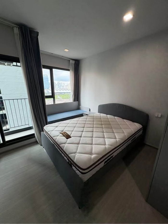 picture 🔥🔥 Urgent sale, cheaper than new, Life Asoke-Rama9 Condo, near MRT Rama 9 300 meters, opposite Central Rama 9 and Fortune. Ideal for investment - 1/5