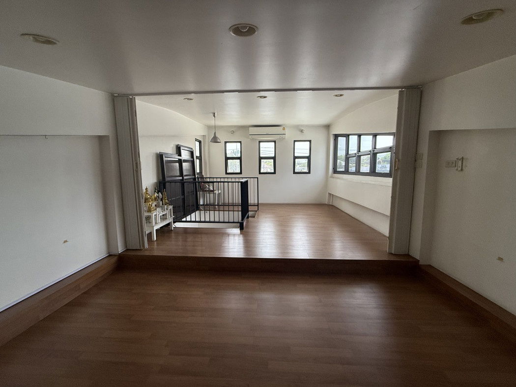 picture Single house for sale, Chuan Cheun Prachacheun 74 sq m, 2 bedrooms, 2 bathrooms, 1 and a half floors, parking for 3 cars. - 11/12