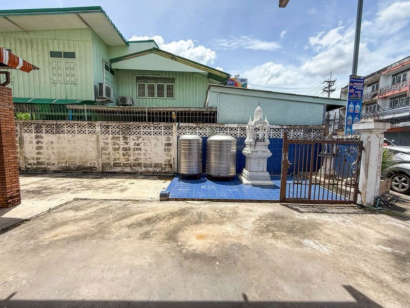 picture Land with buildings, next to the main road, Assumption Intersection, Sriracha, Chonburi - 3/20