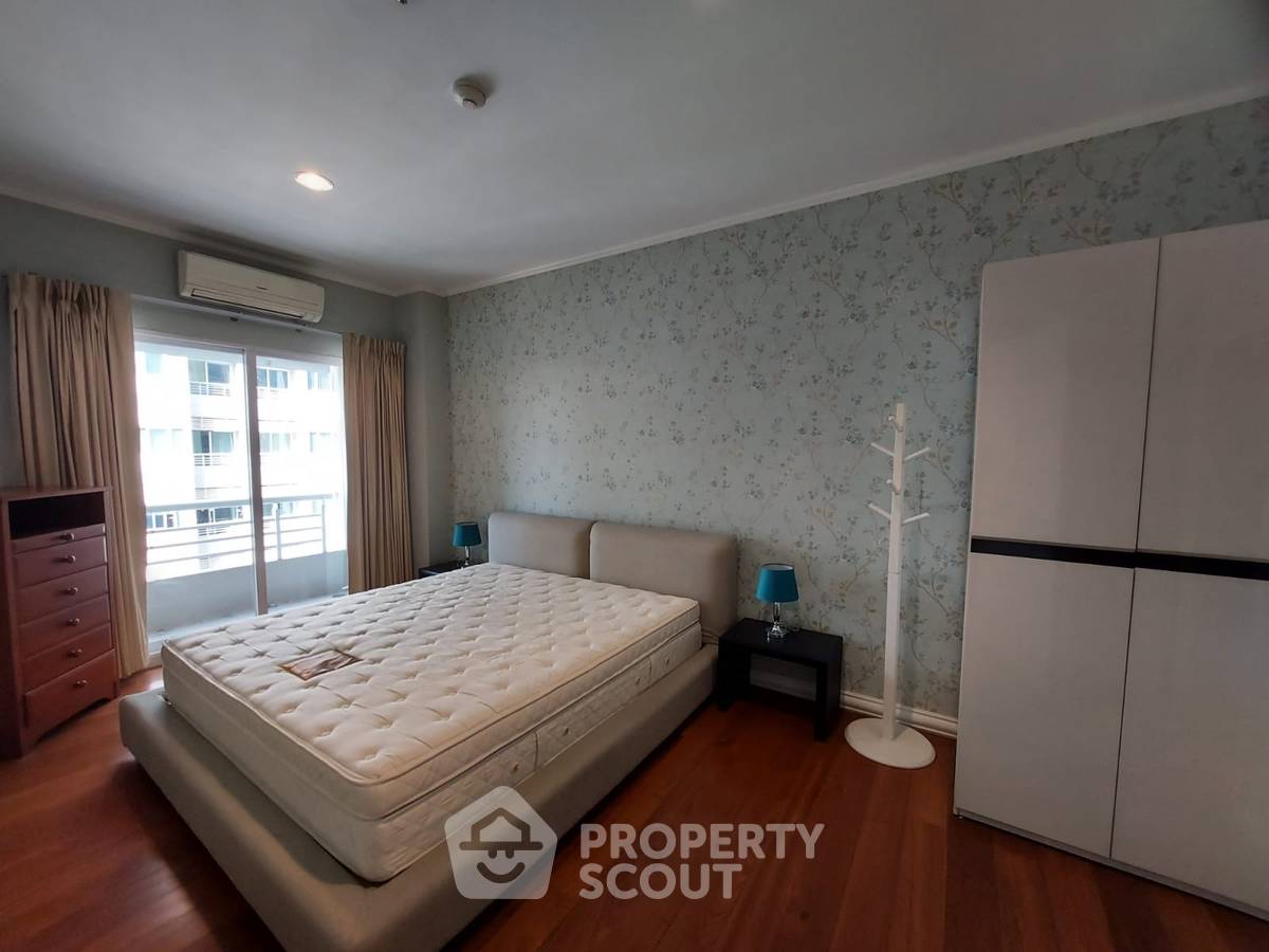picture 3-BR Condo at The Fourwings Residence in Hua Mak (ID 635498) - 11/13