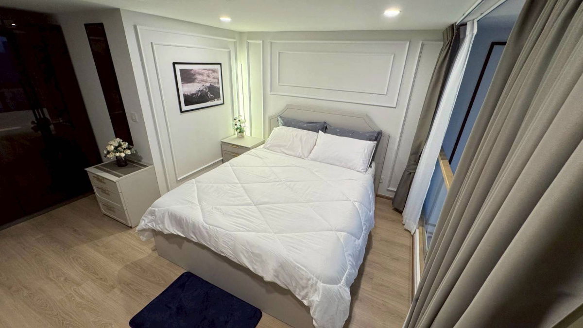 picture Condo for rent: Life Rama 4-Asoke, 450 meters from MRT Sirikit. Beautifully decorated duplex unit. - 16/20