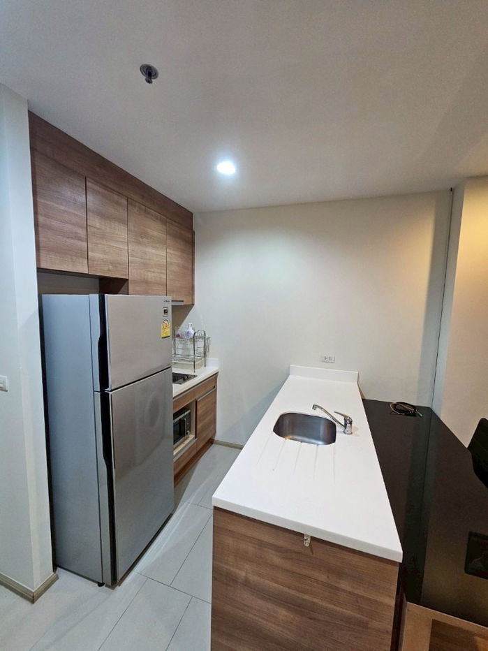 picture Code: KJ8238  for rent Rhythm Ratchada - Huai Khwang // Line ID: @kjcondo (with @) // - 9/10