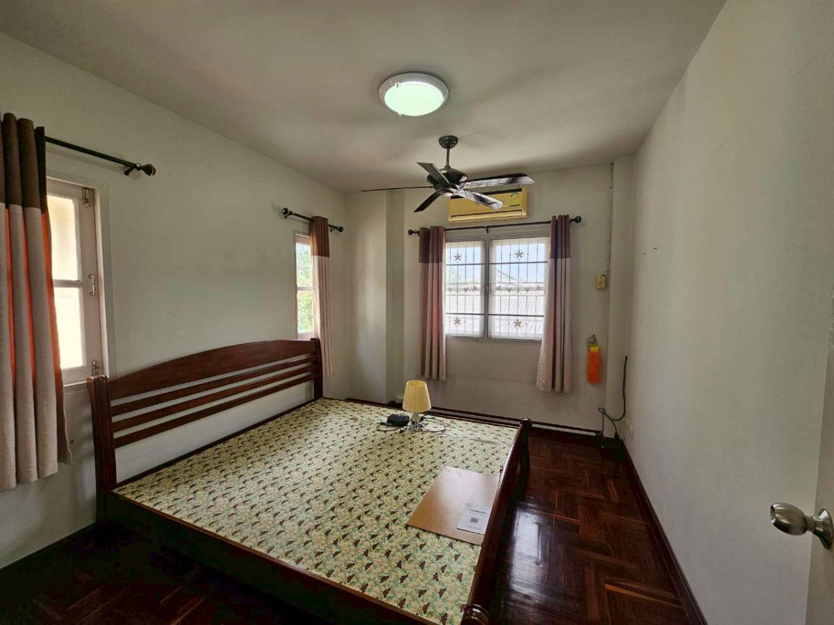 picture 🔥 Urgent Sale!!! Semi-detached house, fully extended and move-in ready, special price at Sena Green Ville Village, Bangna – Thepharak - 5/10