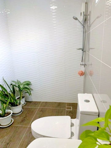 picture Market 345 1.1km. Lotus WatPhraiFa 3.8km. Pakkret Hospital 2 2.7 km. For rent 2-story townhouse corn - 6/8