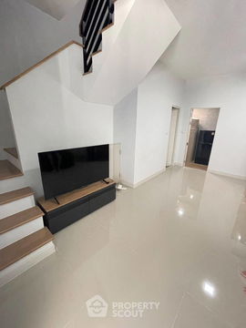3-BR Townhouse at Pleno Sukhumvit-Bangna 2 in Bang Kaeo (ID 2258344)