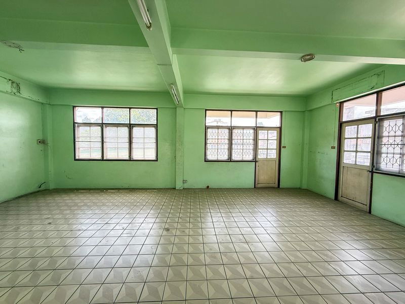 picture Land with buildings, next to the main road, Assumption Intersection, Sriracha, Chonburi - 15/20
