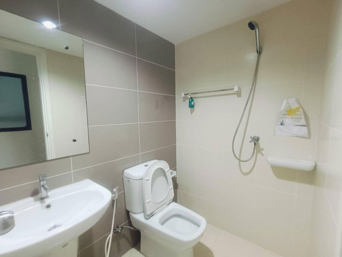 picture 🏡 Urgent Sale 2-Storey Townhouse, 18.2 sq. wah 📍 The Connect 33 Village - 8/15