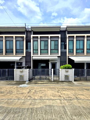 ทาวน์โฮมให้เช่า : R2620 ให้เช่าทาวน์โฮม Pleno สุขุมวิท-บางนา (ว่างค่ะ) ใกล้เมกาบางนา