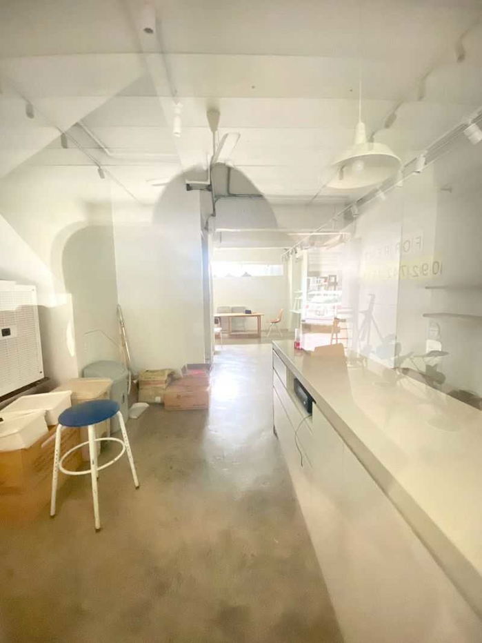 รูป LTHC12962 – Shophouse for Rent at Ekkamai (เอกมัย) Size 170 sqm. 2 storey 1 room 1 bath Near Donki Mall ONLY 100K/Month - รูปที่ 2/6