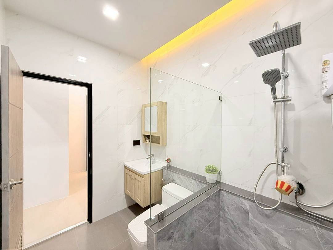 picture New Pool Villa near Mabprachan Lake Pattaya - 13/18