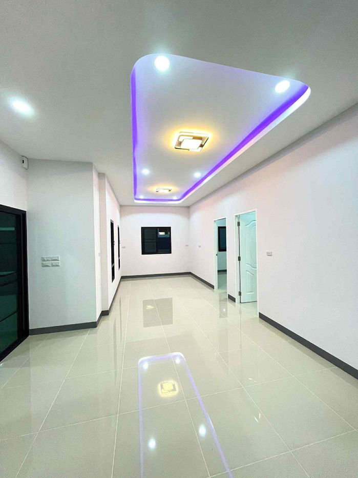 picture  🎉Beautiful newly built house for sale 🏠 Only 2,100,000 baht!!🔥 📍Near the city, Tha Ruea area, Doi Saket District Chiang Mai  - 17/22