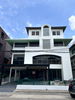 listing thumbnail image 11