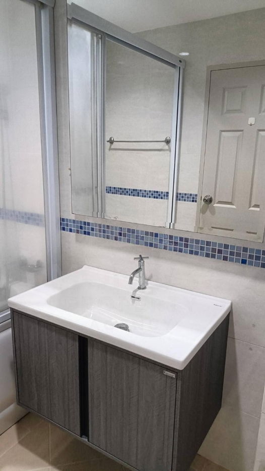 picture 🔥Hot​Deal​‼️Condo​ For​ Rent​ | Good​ Price​ and Near ​BTS at ​Life @ Sathorn 10 - 12/12