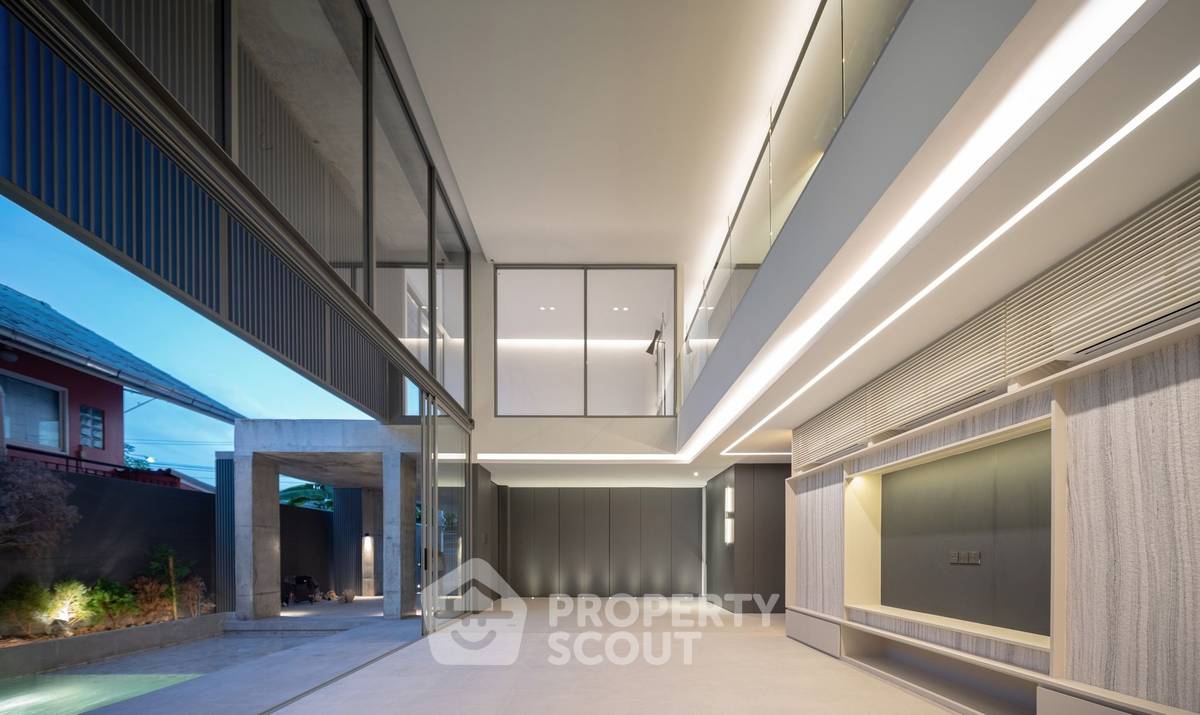 picture 4-BR House near ARL Ramkhamhaeng (ID 2094573) - 7/19