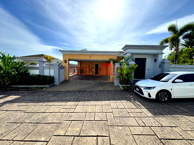 Houses for sale Nong Prue, Chonburi : Luxury Villa for Sale – Siam Royal View Pattaya Village