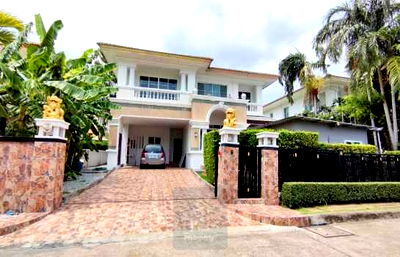 บ้านเดี่ยวให้เช่า : ให้ เช่า ถูกที่สุด บ้านเดี่ยว นันทวัน สวนหลวง ร.9 95 ตร.วา เฟอร์นิเจอร์และเครื่องใช้ไฟฟ้าครบ พร้อมอยู่