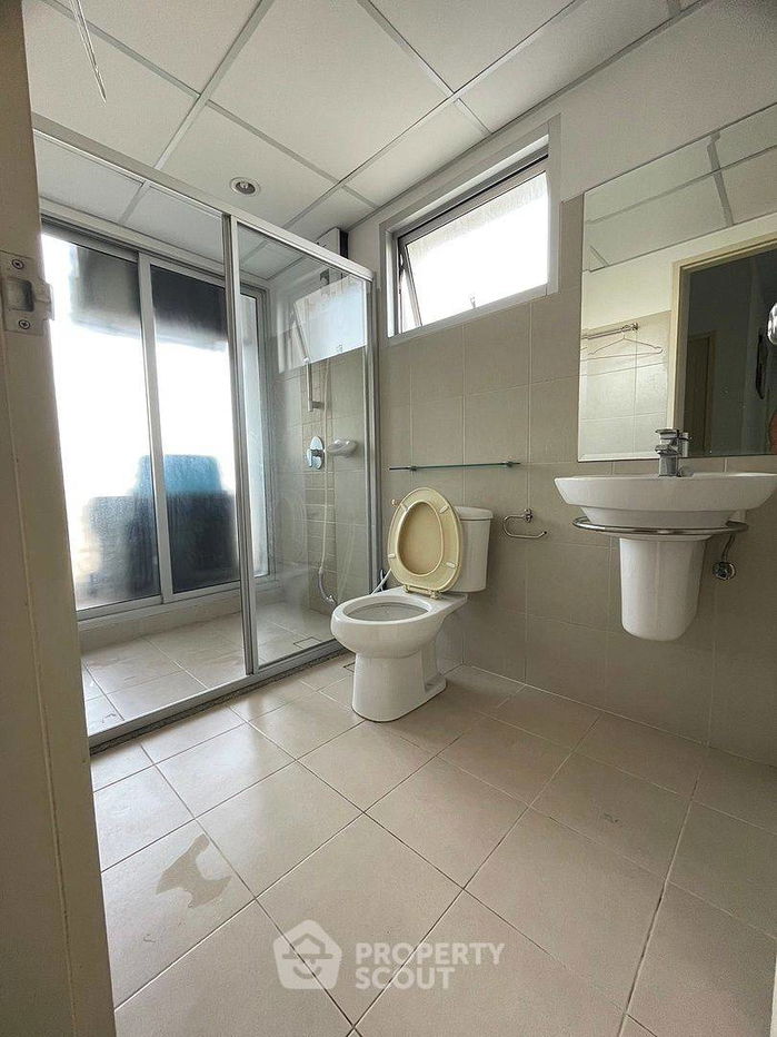 picture 2-BR Condo at Supalai Park Ekamai - Thonglor near ARL Ramkhamhaeng (ID 1110596) - 11/11
