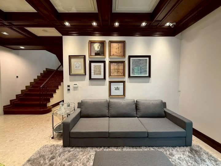 รูป ขายบ้านเดี่ยว 2 ชั้น หมู่บ้าน กรานาดา ปิ่นเกล้า-เพชรเกษม 225 ตารางวา - รูปที่ 5/9