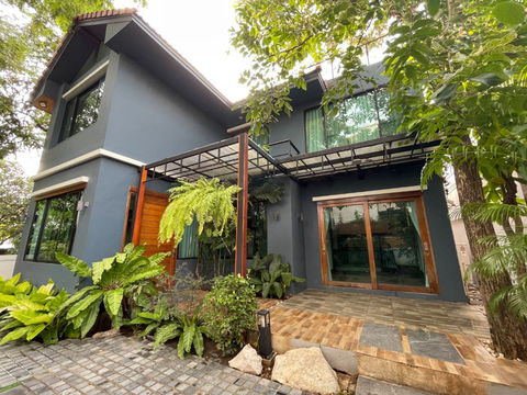 บ้านเดี่ยว 2 ชั้น ใกล้บองมาร์เช่ มาร์เก็ตพาร์ค ถนน เทศบาลนิมิตรเหนือ แขวงลาดยาว เขตจตุจักร (ตกแต่งพร้อมอยู่) 