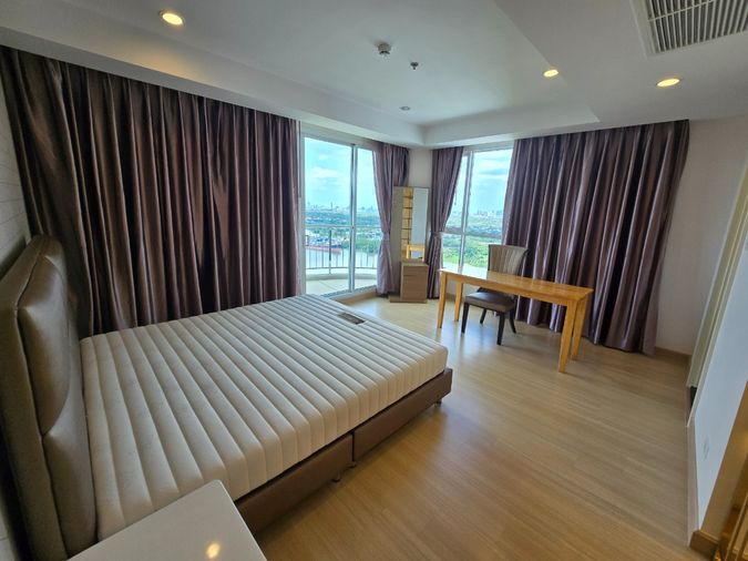 3-bed condo for rent, 148 sqm, Supalai Riva Grande