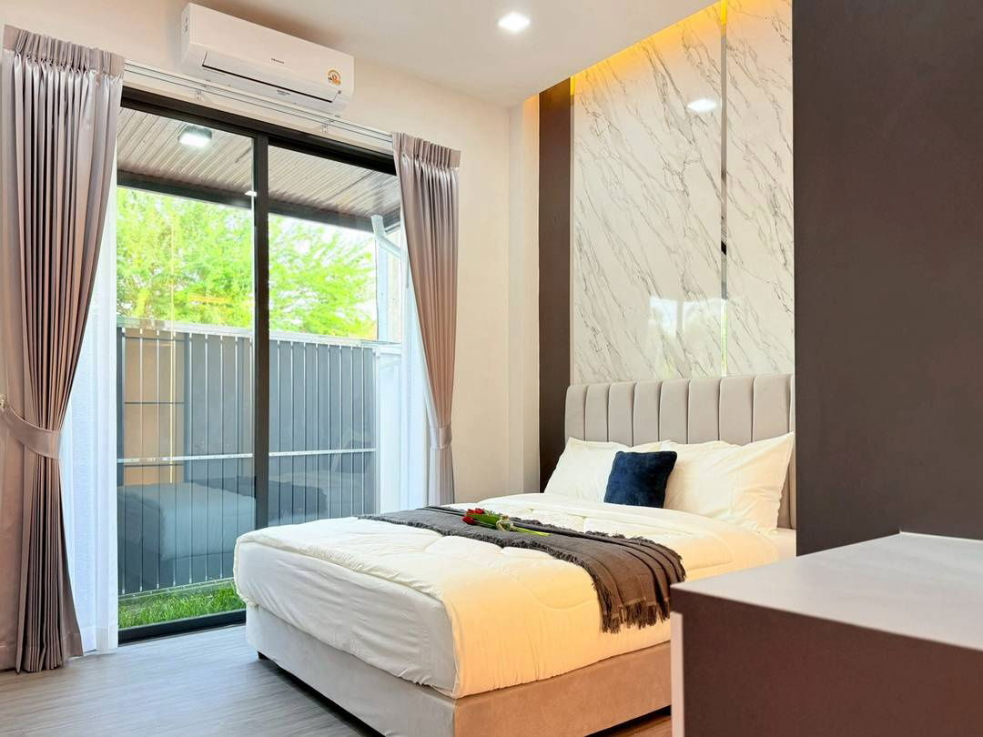picture New Pool Villa near Mabprachan Lake Pattaya - 5/18