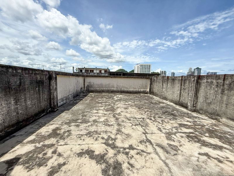 picture Land with buildings, next to the main road, Assumption Intersection, Sriracha, Chonburi - 18/20
