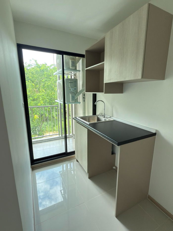 รูป ๊๊UK01-356 ให้เช่า D Condo Vale Sriracha ห้องใหม่แกะกล่อง พร้อมเข้าอยู่ ตกแต่งครบ เครื่องไฟฟ้าครบ  1 ห้องนอน ครัวแยก ตึก B ชั้น 3 | 7500 บ./เดือน - รูปที่ 8/10