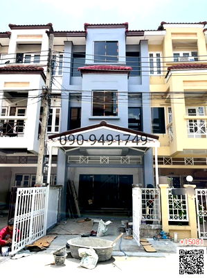 เช่าทาวน์โฮม ถนนลาดพร้าว : เช่า ทาวน์โฮม 3 ชั้น รามอินทรา 34 แยก 10  ใกล้ รถไฟฟ้าสายสีชมพู